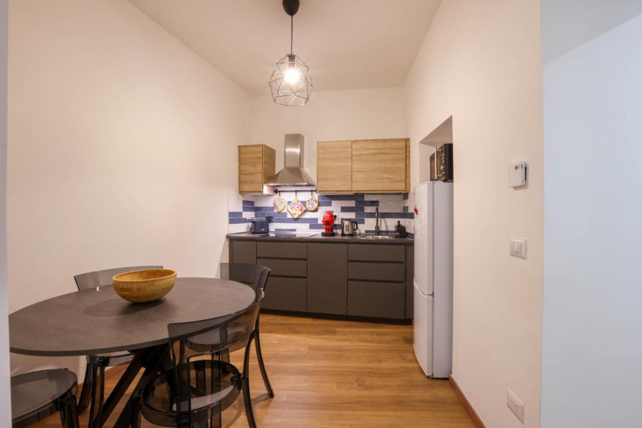 Casa Vacanze La Tianella Naples Luaran gambar